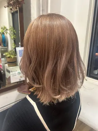 ミディアム カラー enn 髪質改善🩷 曽根依咲のヘアスタイル