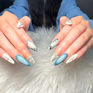 ネイル Anmi Nail 新宿のネイルデザイン