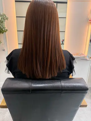 ロング カラー Queens Yukikoのヘアスタイル