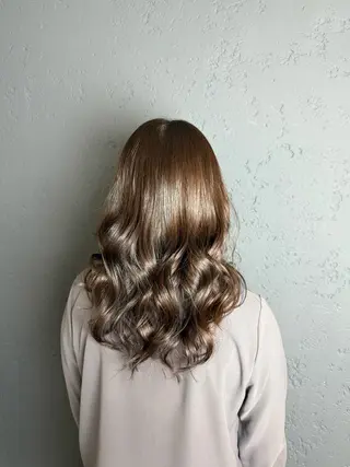 ロング SAIKA🫧メンズ カット/透明感カラーのヘアスタイル