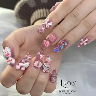 ネイル Lucky Nail Salonのネイルデザイン
