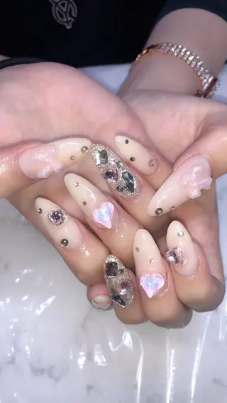 ネイル ✨アン ミユ✨のネイルデザイン