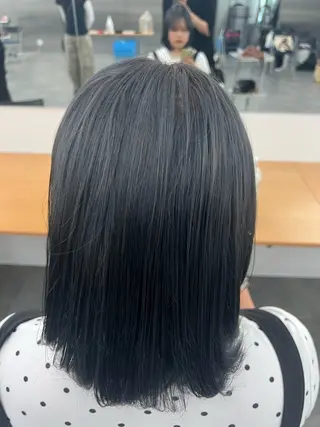 カラー 西村 唯楓のヘアスタイル
