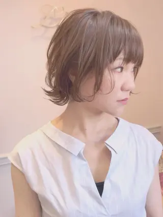 ショート カラー 中村 瑛秀のヘアスタイル