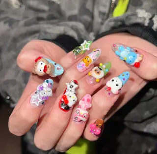 ネイル Miya🎀 nailのネイルデザイン