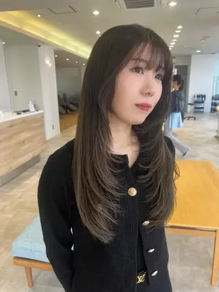 ロング cana 札幌レイヤースタイルのヘアスタイル