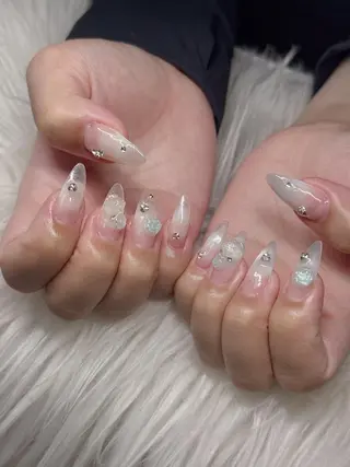 ネイル Lee Nailsのネイルデザイン