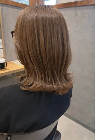 ミディアム 古後 さゆこのヘアスタイル