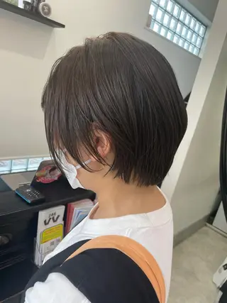 カラー 河野いずみ レイヤー/ボブ 🤍のヘアスタイル