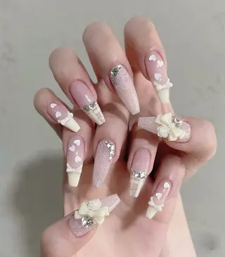 ネイル Julie NailSalonのネイルデザイン