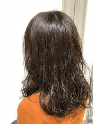 セミロング 似合う髪型見つけます AYAKAのヘアスタイル