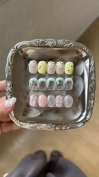 ネイル 彩 名のネイルデザイン