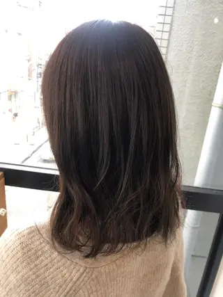 ミディアム カラー 髪質改善&ブリーチ 伊勢 祐一郎のヘアスタイル