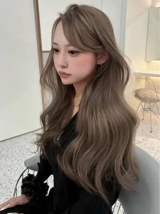 ミディアム 🎀ダブルカラー/ 透明感カラー/翼🎀のヘアスタイル