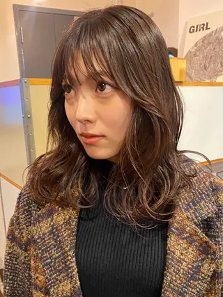 セミロング カラー ダメージレスサロン✨ kayo🌱のヘアスタイル