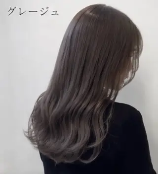 ミディアム カラー CORE あおいのヘアスタイル