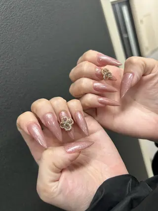ネイル LISA ANA.CHUOのネイルデザイン