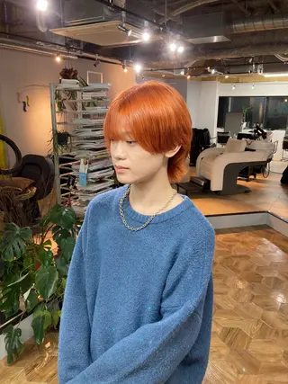 ミディアム カラー メンズ 透明感カラー レイヤー亀井唯登のヘアスタイル