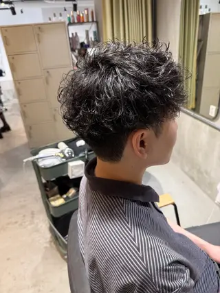 ショート パーマ メンズ メンズカットパーマ ✂️ JOYAのヘアスタイル