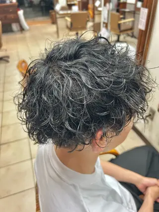 パーマ メンズ メンズ特化/カット: パーマ🔥REO🔥のヘアスタイル