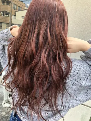 ロング Kaede .のヘアスタイル