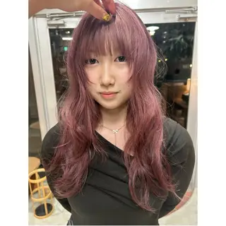ロング カエデ🐬 カットカラーモデルのヘアスタイル