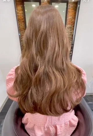 ロング カラー L’ora 成田さおりのヘアスタイル