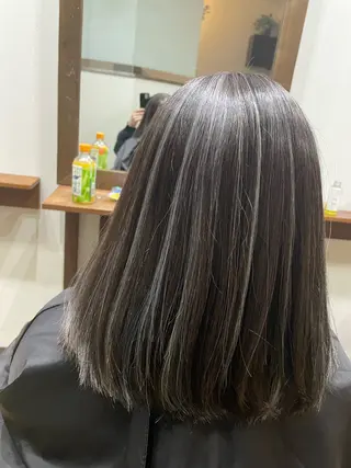 ミディアム 白髪ぼかし ハイライト専門/大嶋のヘアスタイル