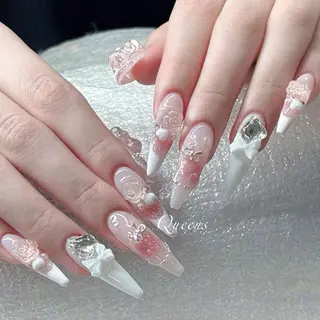 ネイル Queens ひなのネイルデザイン