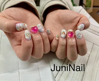 ネイル JuniNail 주니네일🇰🇷suのネイルデザイン