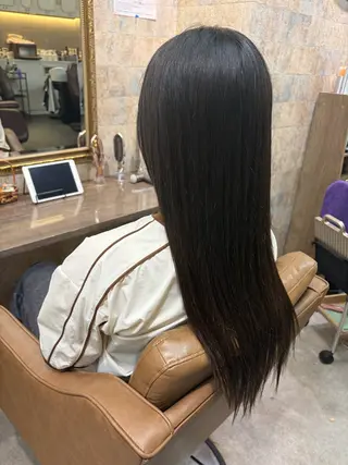 ロング 前田 みのりのヘアスタイル