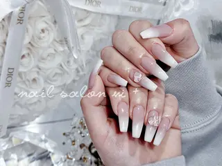 ネイル ✨Nailsalon Vi+✨のネイルデザイン