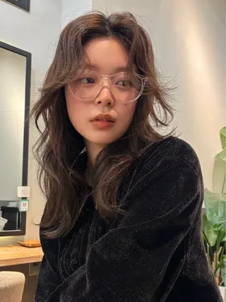 ミディアム くろかわ まいのヘアスタイル