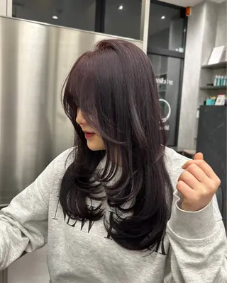 ロング 大人レイヤー/艶美髪 🇺🇸TOMONAのヘアスタイル