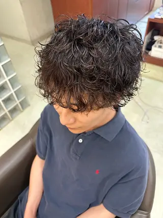ショート パーマ メンズ 三宅 壱輝のヘアスタイル