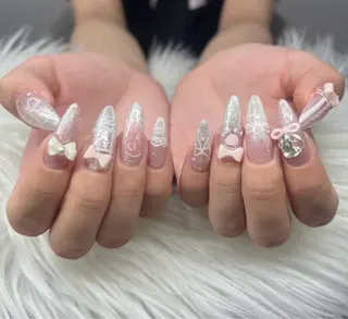 ネイル Anmi Nail 新宿のネイルデザイン