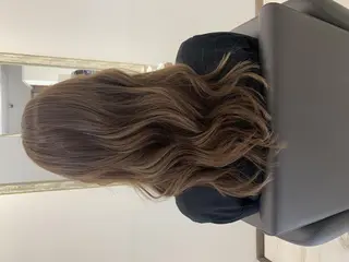 ロング カラー 瀬尾 由希菜のヘアスタイル