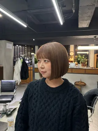 カラー 井上 愛梨のヘアスタイル