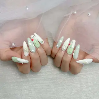 ネイル Blingg NailStudioのネイルデザイン