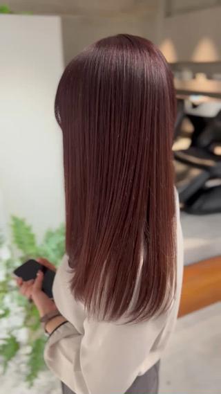 春カラー
ピンクベージュ
トリートメントもご一緒にするとさらに手触りと艶感アップします