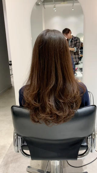 髪質改善の薬剤でデジタルパーマ。
柔らかいカールと質感に。
#デジタルパーマ