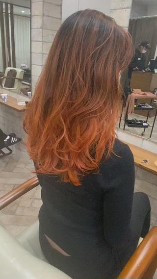 映えカラーオレンジのバレイヤージュ
波内MIX巻き
