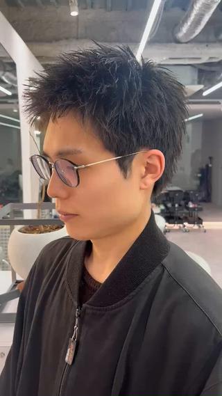 メンズスパイキーショート
(アリミノグリース仕上げ)