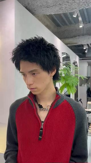 スパイキーショート!
アイロン入れてもハードワックスで動かしてもかっこいいです!!