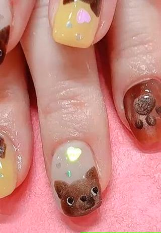 マグネットの輝きで、うるツヤ感たっぷりの猫ちゃんネイル！
可愛く、遊び心のあるデザインに仕上がりました。

光の角度で表情が変わるマグネットネイルは存在感のある人気デザインです♪⁡
⁡
 #猫 
 #ねこ 
 #ねこすたぐらむ 
⁡
∴∵∴ ୨୧ ∴∵∴ ୨୧ ∴∵∴ ୨୧ ∴∵∴
threeLion(スリーライオン)
高槻ネイルサロン
072-681-1139 