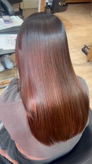 ロング カラー 大久保 隆蔵のヘアスタイル