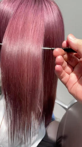 ︎ブリーチ履歴3回、ハイダメージ毛
アイロンなし、オイルなし
僕なら乾かしただけでこの艶がでます