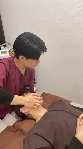 【美容鍼・小顔鍼】 鍼灸師　森原拓磨のエステ・リラクイメージ
