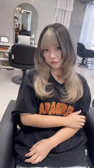 セミロング XELM/RUI /高崎のヘアスタイル