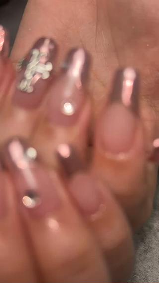 #ミラーフレンチ #フレンチ #ミラー #グラデーション #ワンカラー 